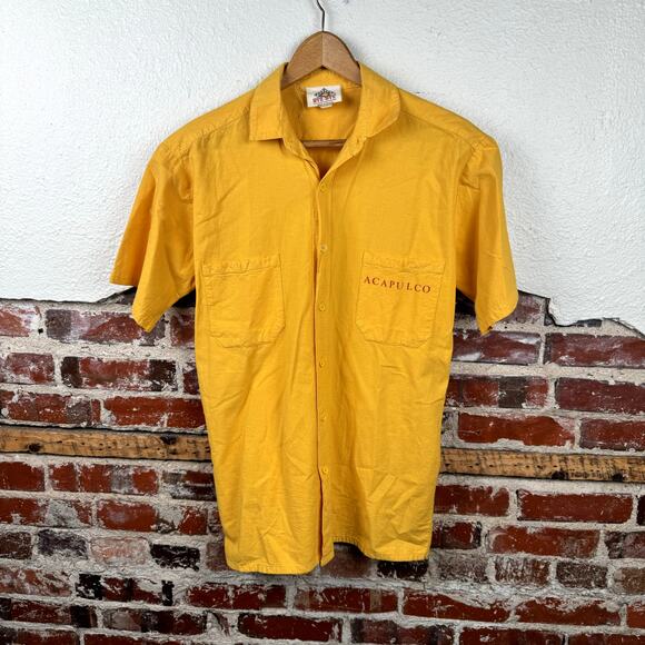 Vintage Coco Beach Club Shirt Sz Small Yellow Cotton Short Sleeve Button Up 90s - Picture 1 of 8